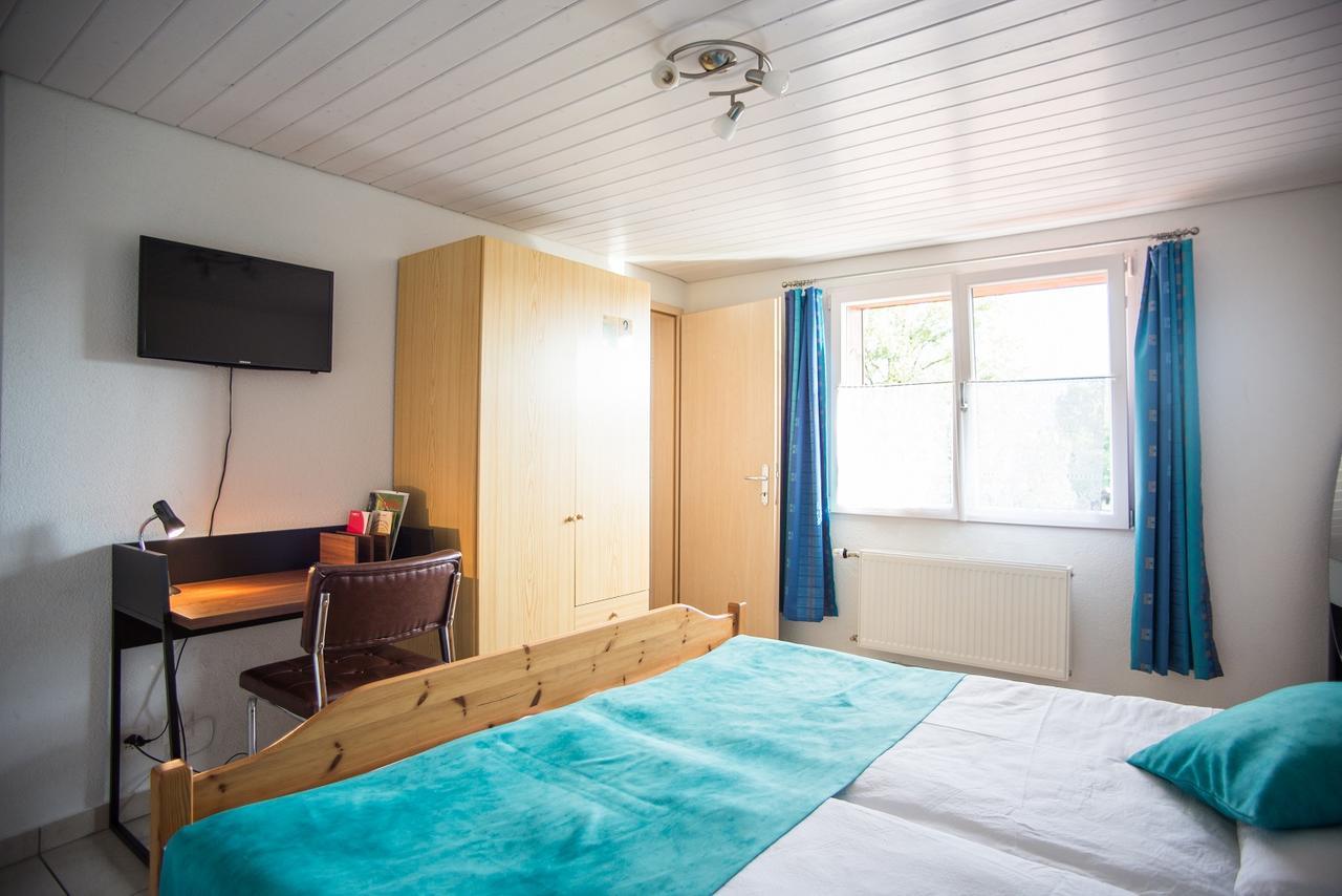 Hotel-Gite Rural A 3 Km De Delemont Courcelon Exteriör bild